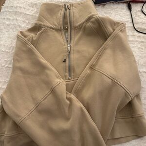 ALMOST BRAND NEW LULUELEMON SCUBA